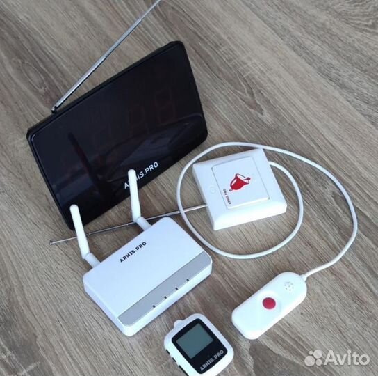 Кнопка вызова персонала, помощи больному в палату