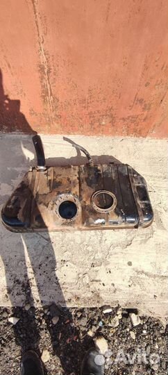 Топливный бак priora