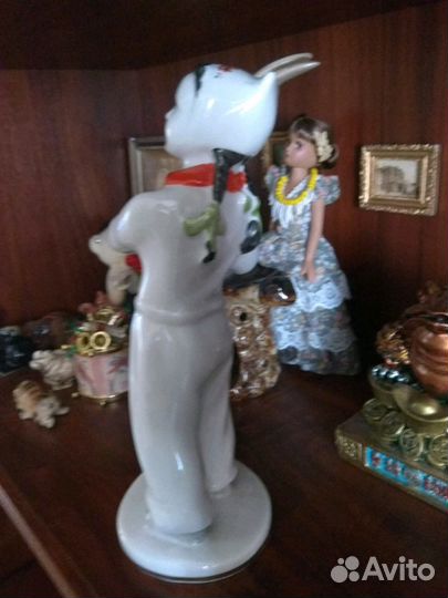 Лыжница 50-е фарфор СССР