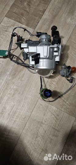 Линза правой фары киа рио Х