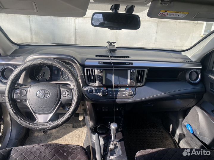 Toyota RAV4 2.5 AT, 2018, 124 000 км