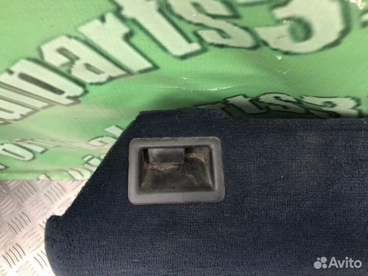 Обшивка багажника Mercedes-Benz S124 M102.982 1989