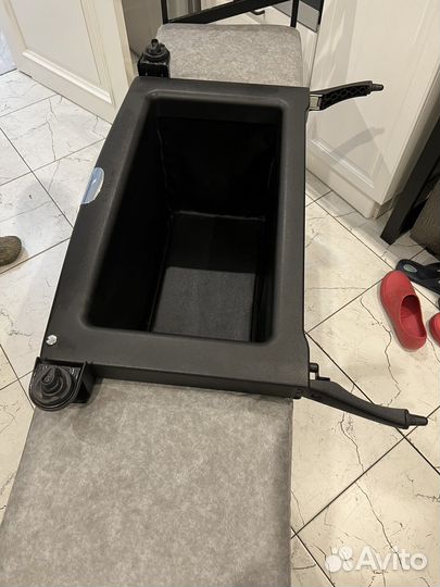 Полка в багажник Mercedes-Benz 212-213