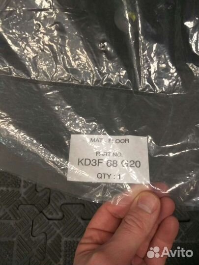 Новый комплект оригинальных ковриков Mazda CX5