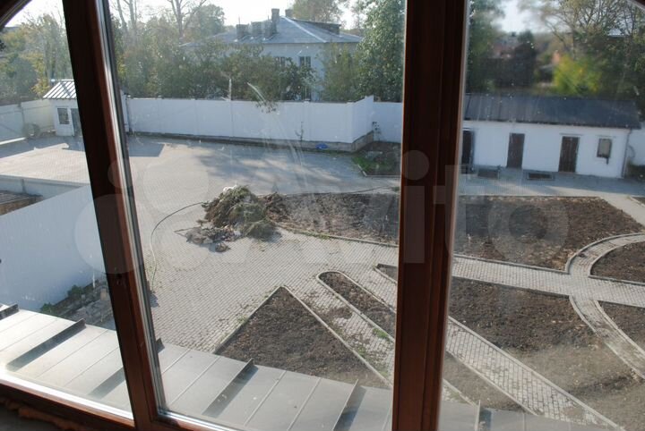 Гостиница, 1300 м²