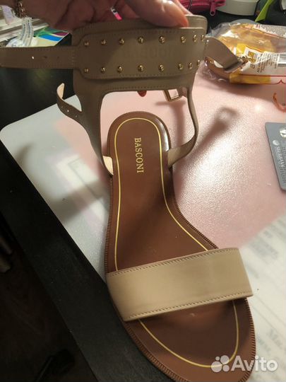 Сандалии Basconi