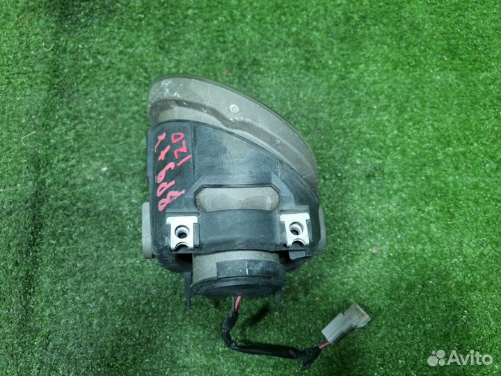 Фара противотуманная передняя левая Subaru Legacy