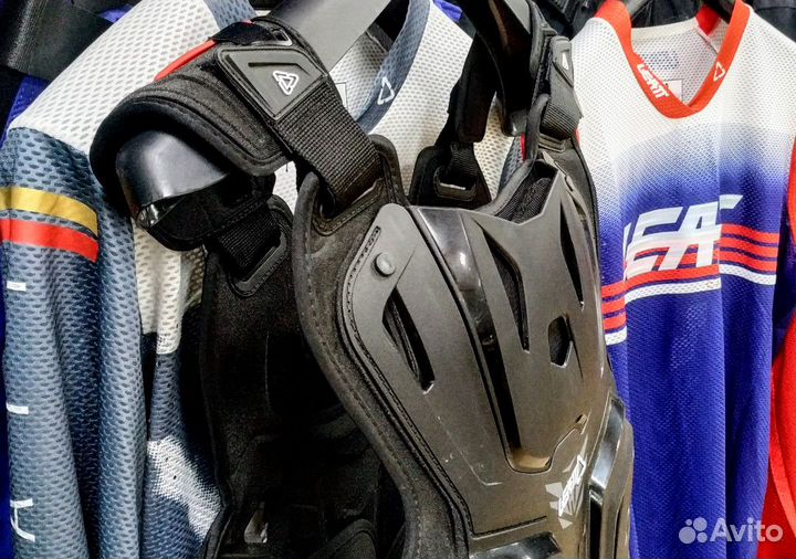 Защита панцирь leatt Chest Protector 4.5