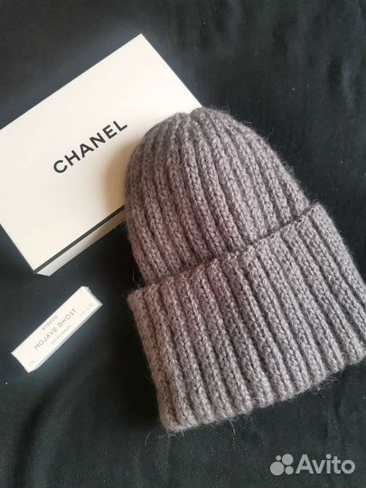 Шапка женская и мужская вязаная ручная работа