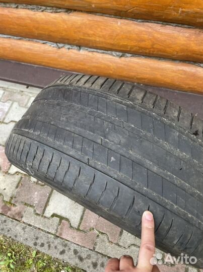 Michelin Latitude Cross 285/45 R19