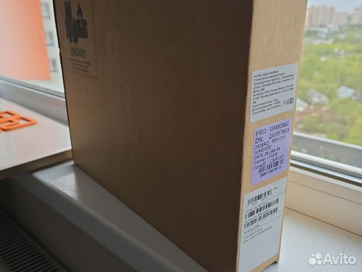 Macbook air 13 m2 256 silver новый с RUгравировкой