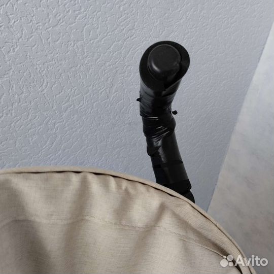 Прогулочная коляска трость