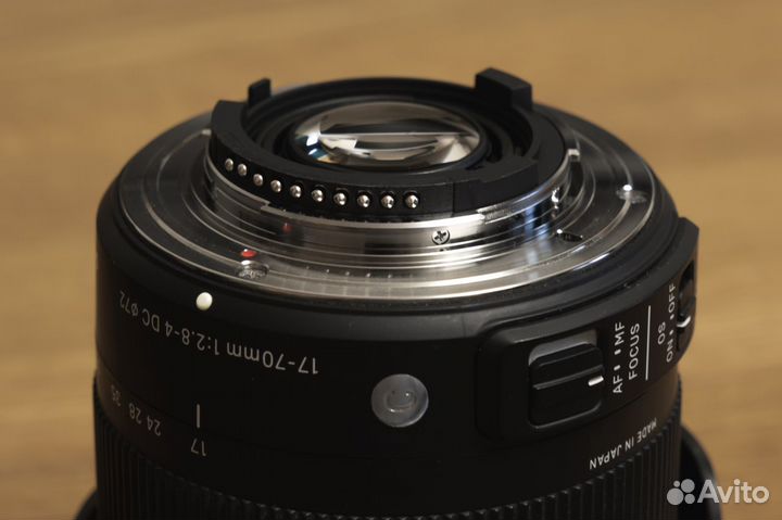 Объектив Sigma AF 17-70 mm f/2.8-4 DC macro NikonF