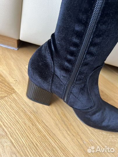 Pollini 39 p