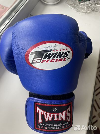 Боксерские перчатки 12 oz