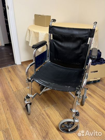 Инвалидная коляска