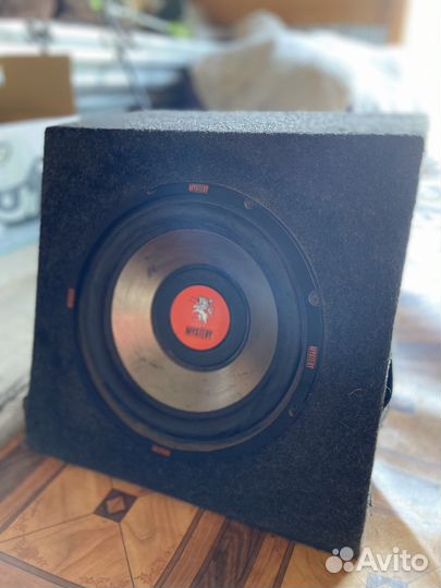 Сабвуфер mystery