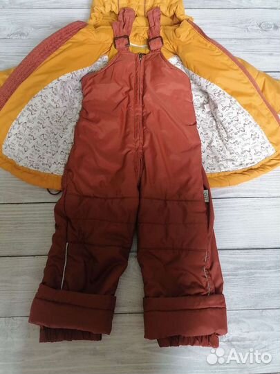 Демисезонный костюм б/у 86-92 куртка и штаны