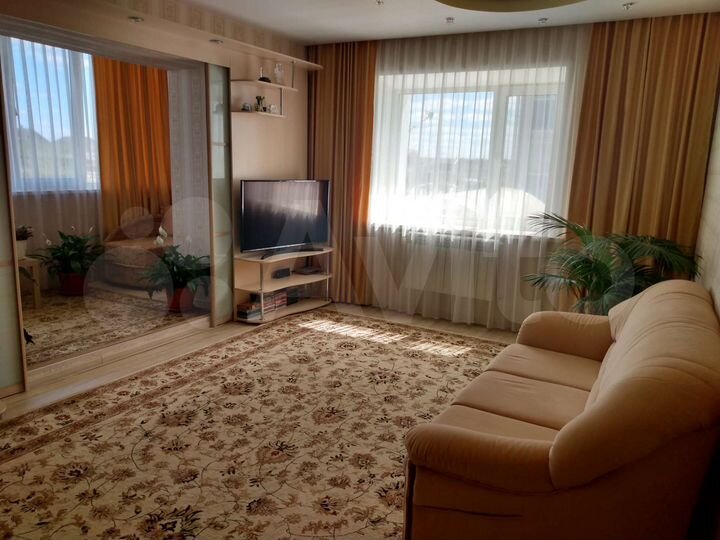 2-к. квартира, 70 м², 1/2 эт.