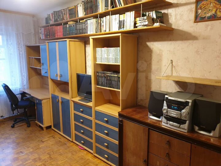 2-к. квартира, 47 м², 3/5 эт.