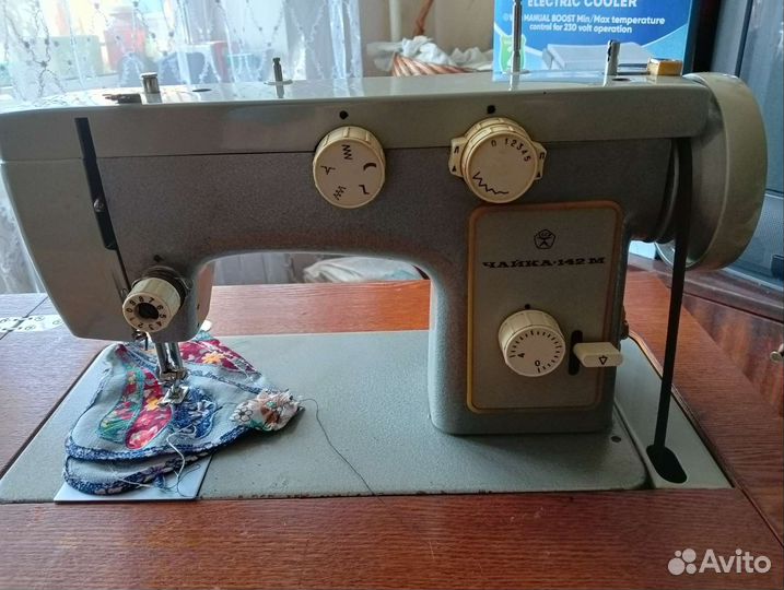 Швейная машинка ножная 