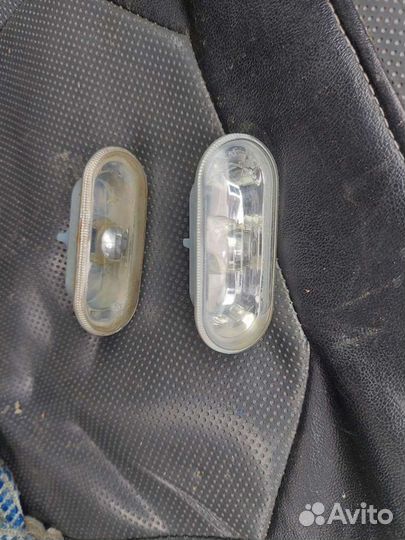 Указатель поворота на Volkswagen Passat B5