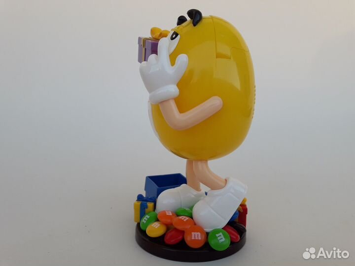 Диспенсер для конфет м&м 