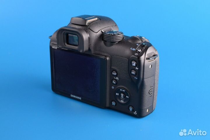 Samsung NX11 + объектив samsung nx20 mm f2.8