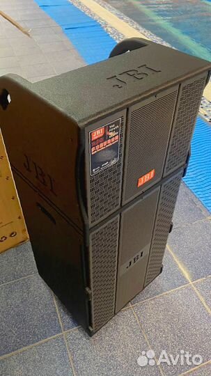 Профессиональная переносная колонка Роскошные басы