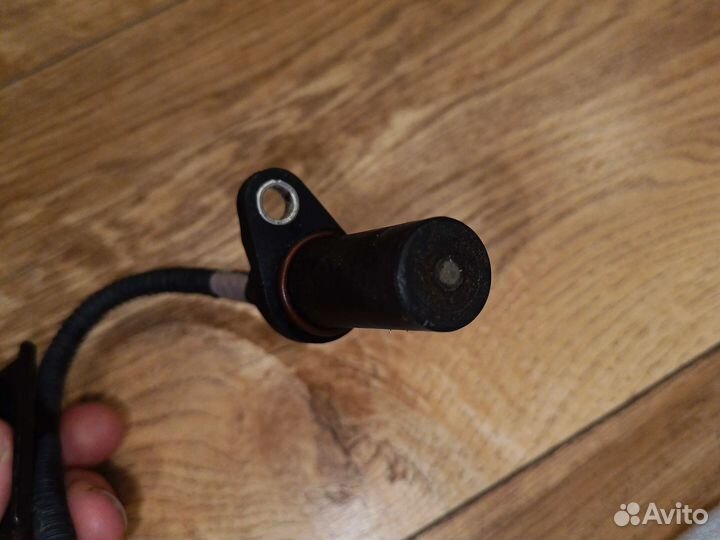 Датчик положения коленвала Kia rio/solaris