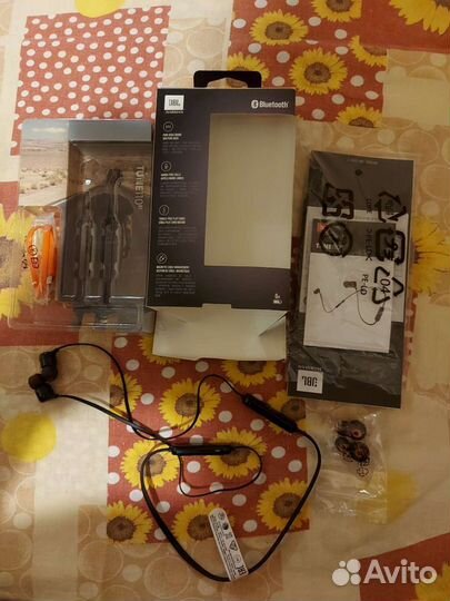 Наушники jbl новые