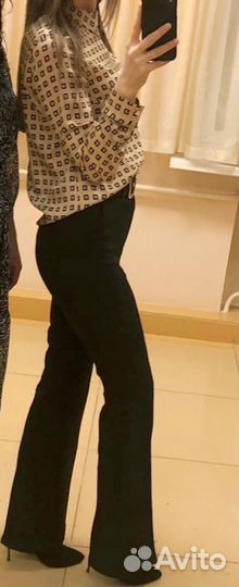 Брюки клеш от колена и блузка