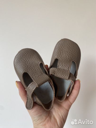 Ботинки сандалии детские на первый шаг
