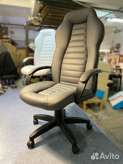 Компьютерное кресло