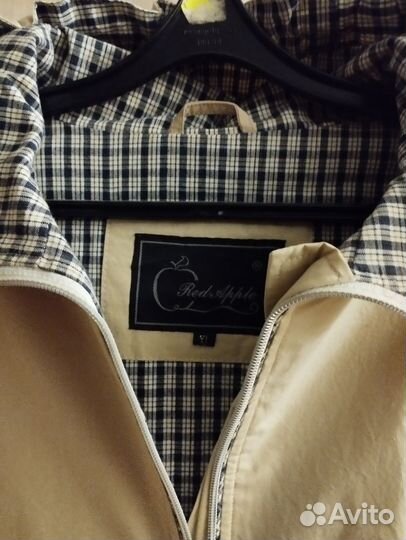 Новая ветровка. По груди 120см