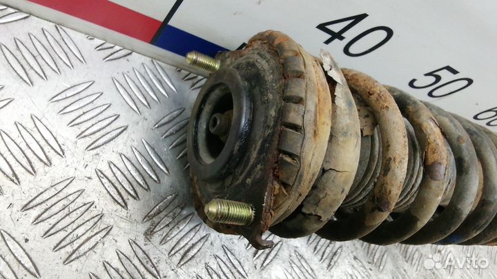 Стойка задняя Subaru Legacy (98-03 года) BE5, BE9