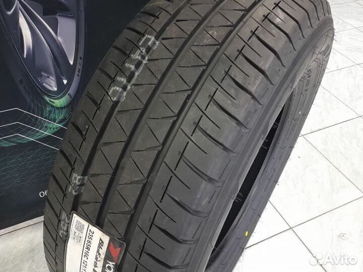 Yokohama BluEarth-Van RY55 235/65 R16C 121