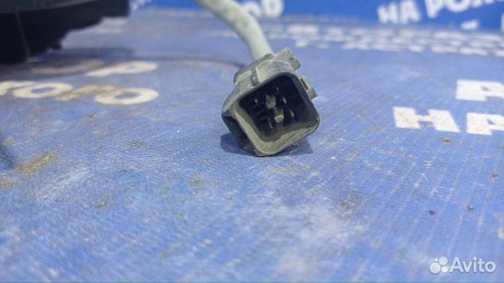 Задний правый замок двери Hyundai Getz хэтчбек