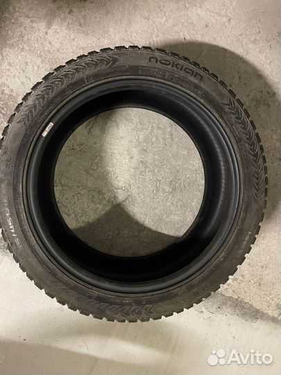Nokian Tyres Hakkapeliitta 8 235/45 R18