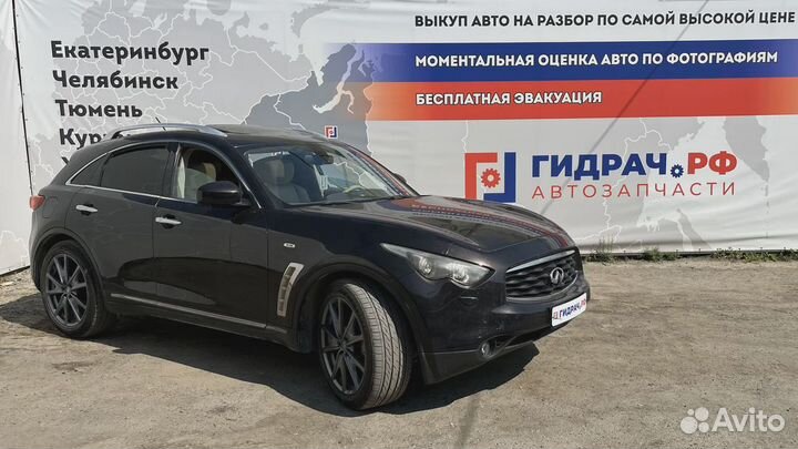 Поводок стеклоочистителя передний левый Infiniti F