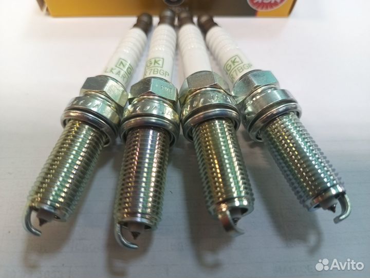 Свечи платиновые NGK 94297 (Denso ixeh22TT)