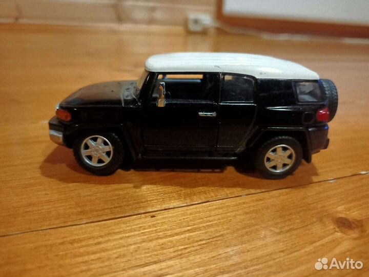 Модель toyota fj cruiser