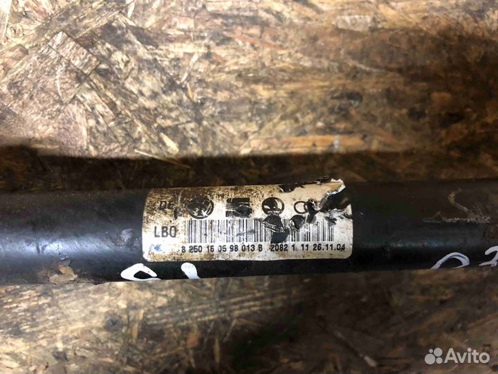 Полуось передняя левая (приводной вал, шрус) Volks