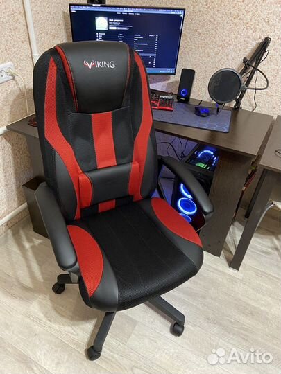 Игровое компьютерное кресло viking-9