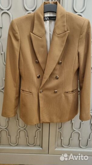 Zara Пиджак женский
