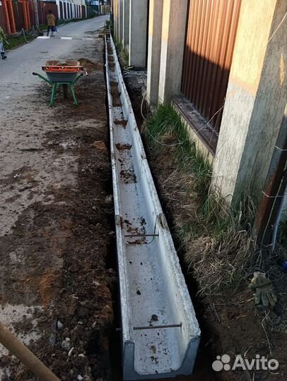 Копка траншей вручную