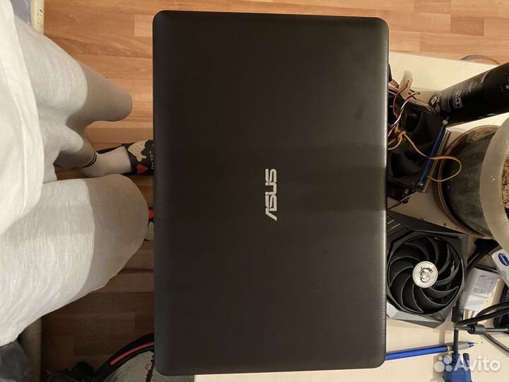 Ноутбук asus X540S