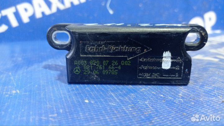 Датчик удара Mercedes-Benz W211 универсал M271956