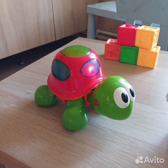 Музыкальные игрушки для малышей