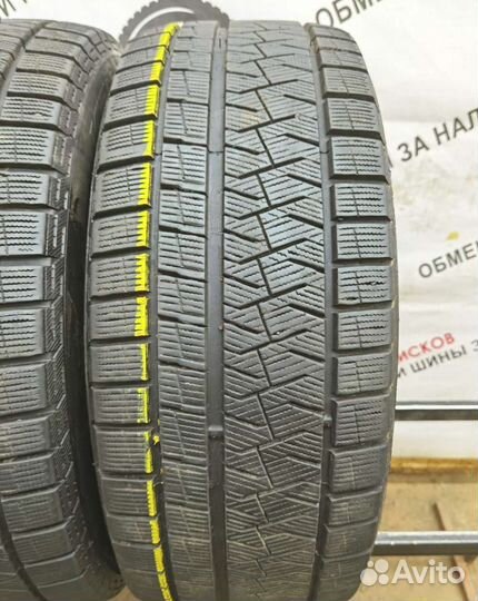 Pirelli Ice Asimmetrico 235/50 R18 97Q